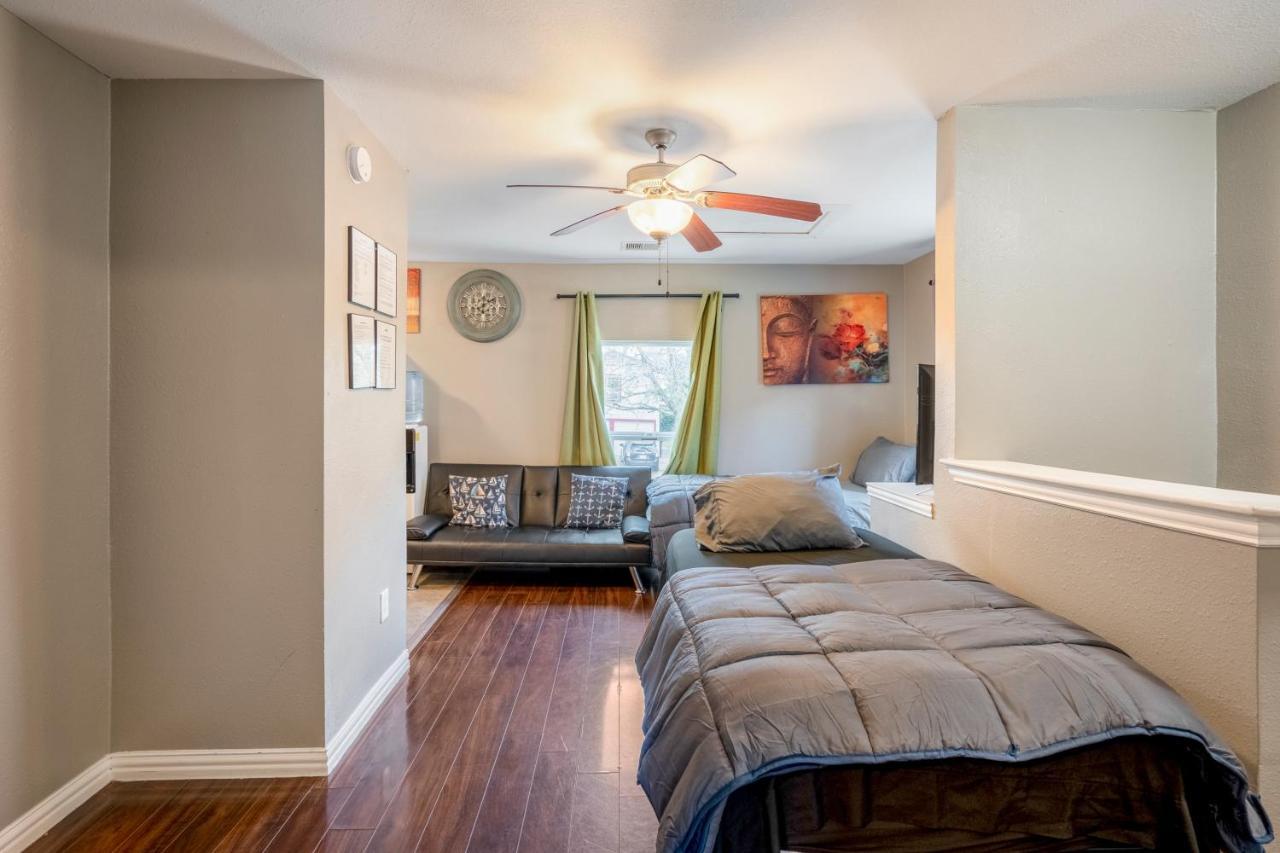 East Downtown Bungalow Houston Esterno foto